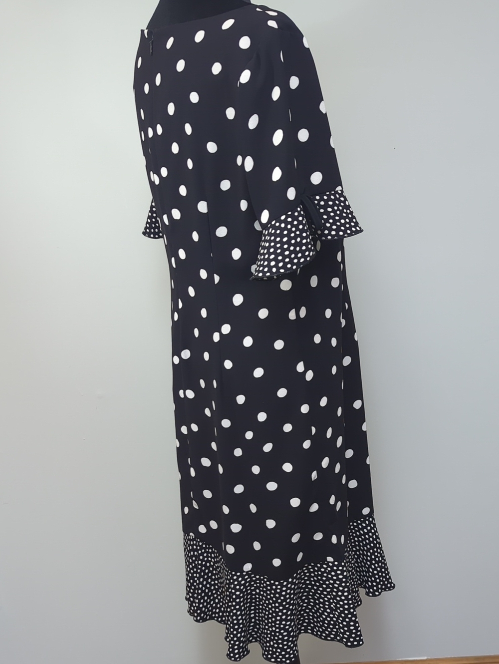 Talbots Polka Dot Ruffle Hem Midi Dress Black White Size 10 - Picture 6 of 8